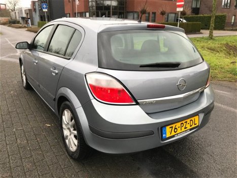 Opel Astra - 1.7 CDTi Sport *APK*AIRCO*DRIEM.VERV.BIJ276DKM - 1