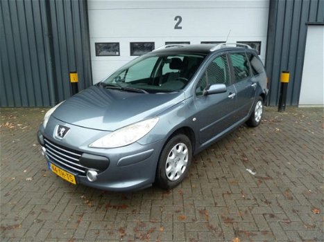 Peugeot 307 - 1.6-16V Oxygo 7 persoons Pano - 1