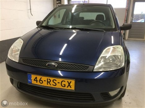 Ford Fiesta - 1.3 Futura - 1