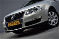 Volkswagen Passat Variant - 1.4 TSI 122pk Comfortline Airco/Lmw/St.verw/T.haak/Audio/115dkm - 1 - Thumbnail