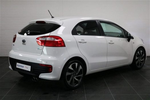 Kia Rio - 1.2 CVVT DynamicLine [LED-koplampen + 17 inch] - 1