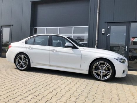 BMW 3-serie - - 330e M-Sport 12-2016 15% 1e Eig BTW Schuifdak 19 inch - 1