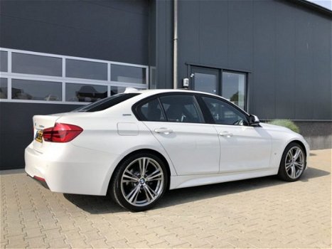 BMW 3-serie - - 330e M-Sport 12-2016 15% 1e Eig BTW Schuifdak 19 inch - 1