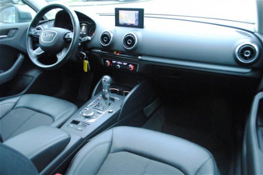 Audi A3 Sportback - 1.8 TFSI Ambiente Pro Line plus Delaer onderhouden - 1