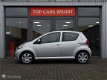 Toyota Aygo - 1.0-12V 125.616 KM*AIRCO*5-DEURS*FINANC. €62 - 1 - Thumbnail