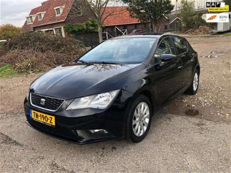 Seat Leon - 1.6 TDI Style Business DSG 2013 ZWART - 1