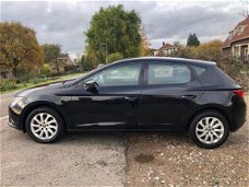 Seat Leon - 1.6 TDI Style Business DSG 2013 ZWART