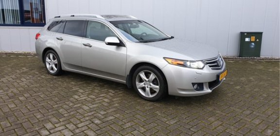 Honda Accord Tourer - 2.4 Executive Navi - Lane assist - 1