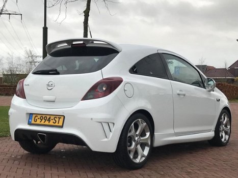 Opel Corsa - 1.6-16V Turbo OPC ORIGINEEL - 1