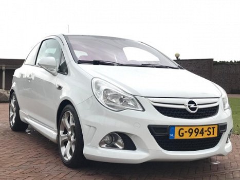 Opel Corsa - 1.6-16V Turbo OPC ORIGINEEL - 1