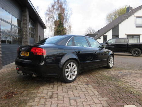 Audi A4 - 1.8 Turbo Pro Line Navi , Clima , Cruise - 1