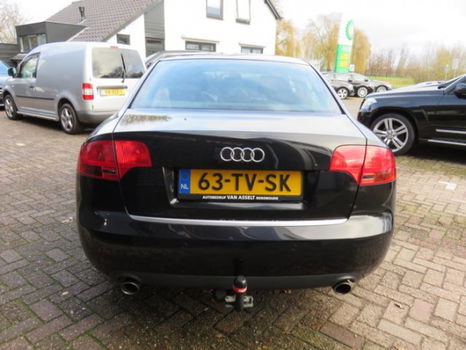 Audi A4 - 1.8 Turbo Pro Line Navi , Clima , Cruise - 1