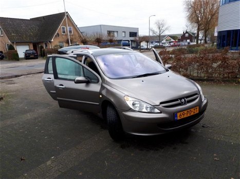 Peugeot 307 SW - 2.0 16V RIJD PERFECT/NAP/APK/AIRCO/INRUIL MOG - 1