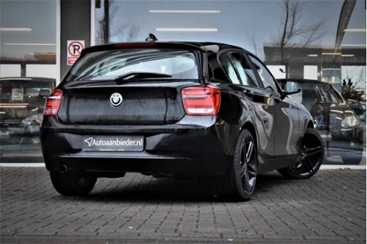 BMW 1-serie - 114i Executive / 5-drs / Navigatie - 1