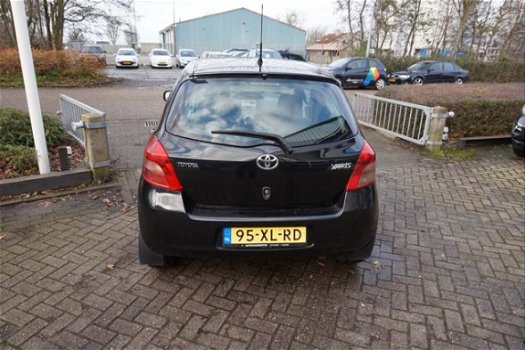 Toyota Yaris - 1.3 VVTi Sol , airco, 5drs, 113dkm. RIJKLAARPRIJS incl nw apk/beurt & 6 mnd bovag gar - 1