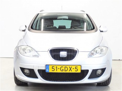 Seat Altea XL - 1.6 Clubstyle | Airco | PDC achter | Cruise Control - 1