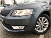 Skoda Octavia Combi - 1.2 TSI Greentech Ambition Businessline - 1 - Thumbnail