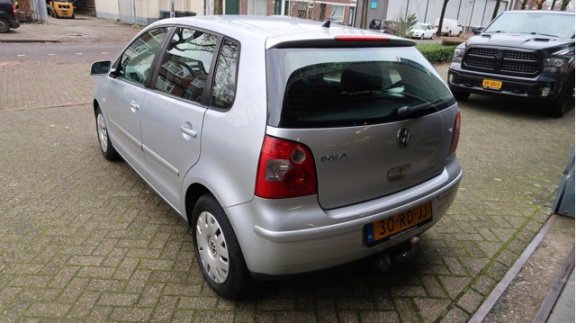 Volkswagen Polo - 1.4-16V Turijn 5DRS/AIRCO/TREKHAAK/NAP - 1