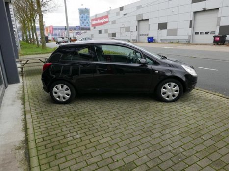 Opel Corsa - 1.2-16V Essentia Automaat | Airco - 1