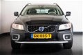Volvo XC70 - 2.4 D5 AWD Summum standkachel, schuifdak - 1 - Thumbnail