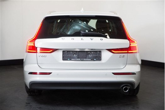 Volvo V60 - 2.0 D3 Momentum Model 2019 - 1