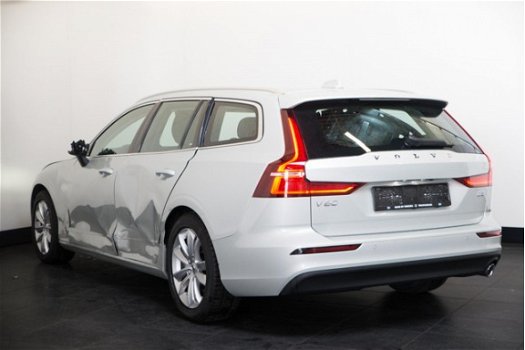 Volvo V60 - 2.0 D3 Momentum Model 2019 - 1