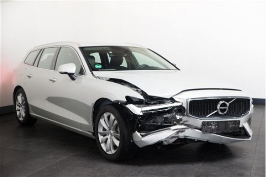 Volvo V60 - 2.0 D3 Momentum Model 2019 - 1