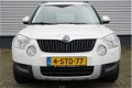 Skoda Yeti - 1.2TSI/105PK Sprint · Parkeersensoren · Cruise control · Airco - 1 - Thumbnail