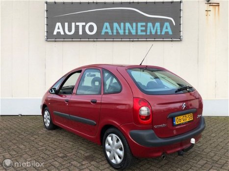 Citroën Xsara Picasso - 1.6i met trekhaak en nieuwe APK - 1