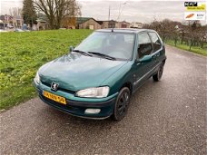 Peugeot 106 - 1.4 Sport APK 27-12-2020 Stuurbekrachtiging , CV, Elektrische ramen