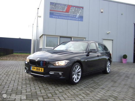 BMW 3-serie Touring - 318d Modern Line Navi/Leder/cruise/PDC - 1