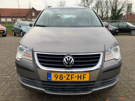 Volkswagen Touran - 1.6 Facelift*NAP*Zeer nette auto*Cruise - 1