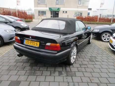 BMW 3-serie Cabrio - 318i Executive Comfort - 1