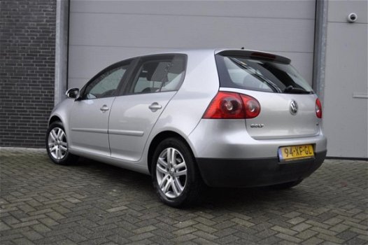 Volkswagen Golf - 1.6 Trendline Business 2de eig*Lage KM*NL - 1