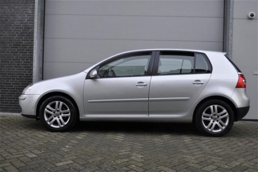 Volkswagen Golf - 1.6 Trendline Business 2de eig*Lage KM*NL - 1