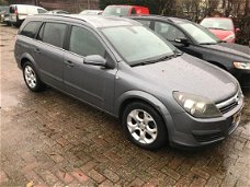 Opel Astra Wagon - 1.7 CDTi Cosmo nieuwe apk