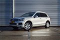 Volkswagen Touareg - 3.0 TDI 2012 (Grijs kenteken) VAN BTW NAVI - 1 - Thumbnail