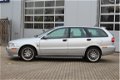 Volvo V40 - 1.8 Europa | Airco - Stoelverwarming - Goed Onderhouden - 1 - Thumbnail