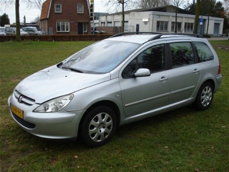 Peugeot 307 - 1