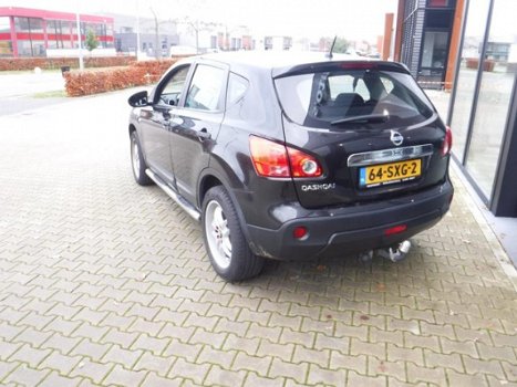 Nissan Qashqai - 1.6 Visia 18inch Bullbar side bars enz - 1