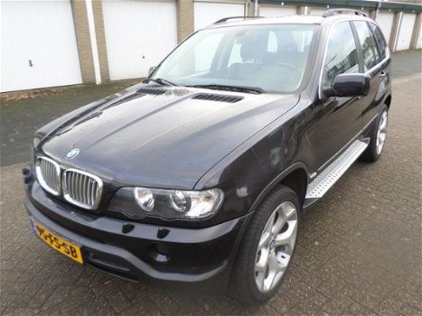 BMW X5 - 4.4i Executive - 1