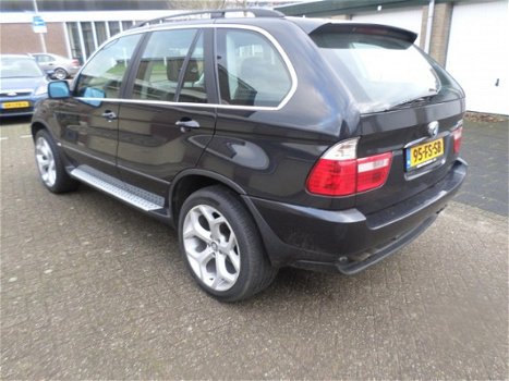 BMW X5 - 4.4i Executive - 1