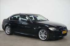 BMW 3-serie - 325i Dynamic Executive ✔ Leer ✔ adaptive cruise ☎