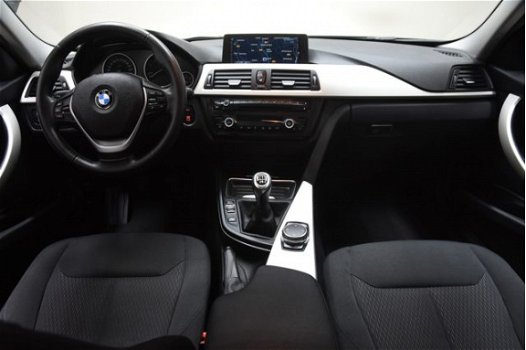 BMW 3-serie - (J) 320d Executive [ Navi-Prof Xenon Camera Climate ] - 1