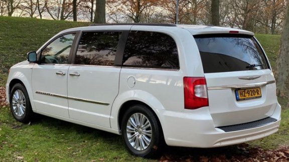Lancia Voyager - T&C 3.6 V6 Stow&Go LIMITED AANBIEDING - 1