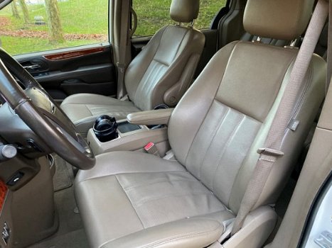 Chrysler Grand Voyager - T&C 3.6 V6 Stow&Go LIMITED - 1