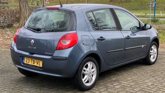 Renault Clio - 1.4-16V Dynamique NL-AUTO incl. NWE GRATIS APK - 1