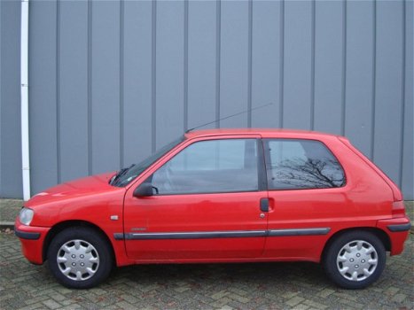 Peugeot 106 - 1.1 Accent 140000Km met NAP Apk 6-2020 - 1