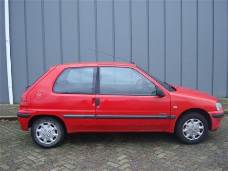 Peugeot 106 - 1.1 Accent 140000Km met NAP Apk 6-2020 - 1