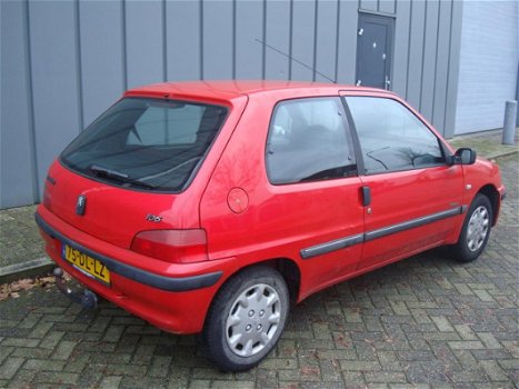 Peugeot 106 - 1.1 Accent 140000Km met NAP Apk 6-2020 - 1